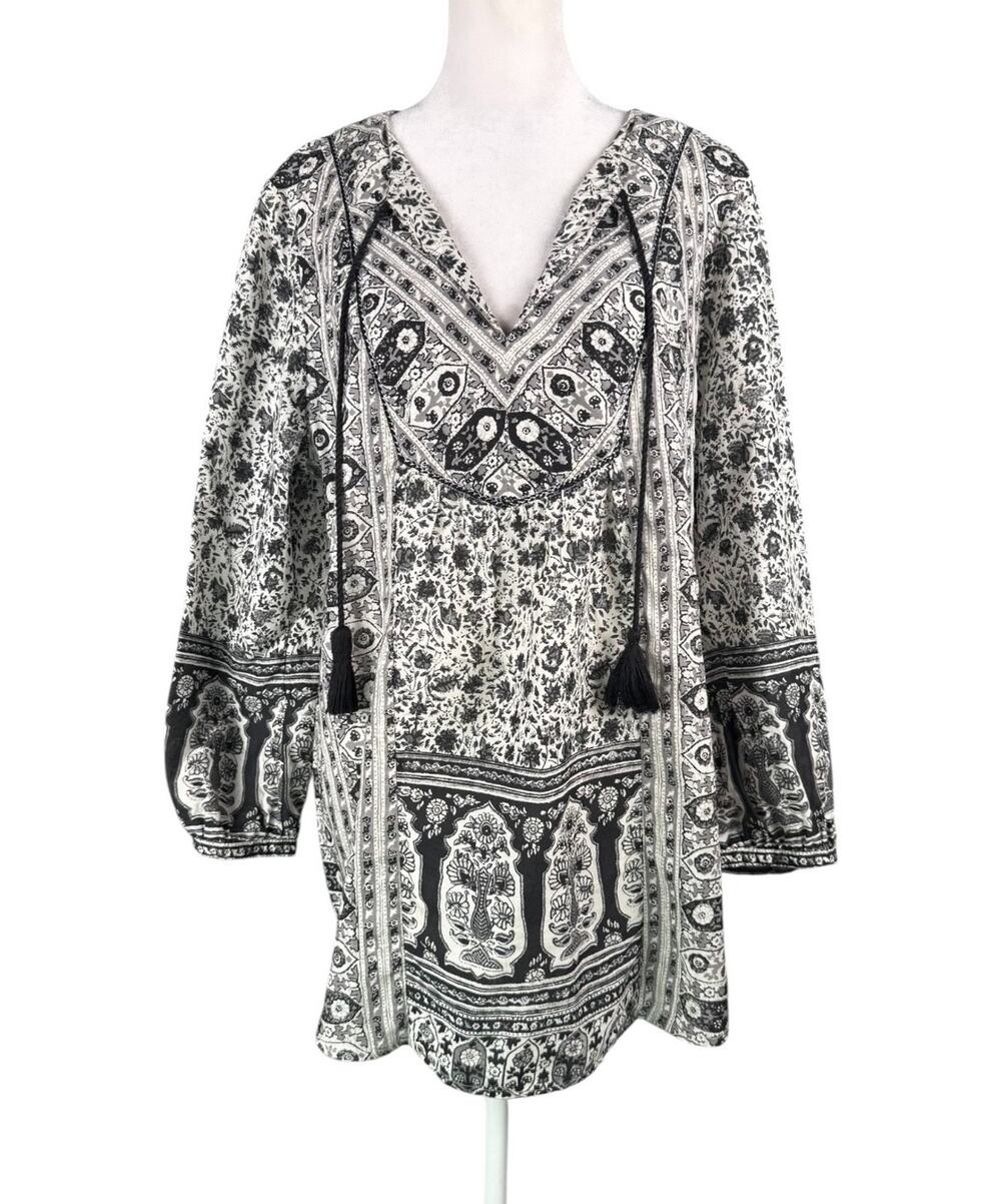 Lucky Brand M Peasant Top Tunic Black White Floral Silver Metallic Trim Tassels